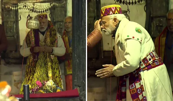 PM Modi Kedarnath Visit: प्रधानमंत्री ने उत्तराखंड के केदारनाथ मंदिर में की  पूजा अर्चना, बदरीनाथ धाम भी पहुंचेंगे 